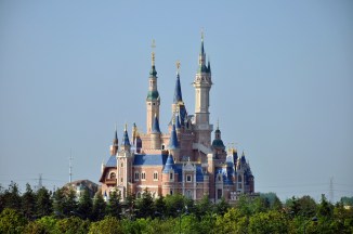 enchanted_storybook_castle_of_shanghai_disneyland