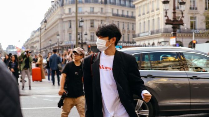 paris-fashion-week-printemps-ete-2020-streetstyle-22_6218186